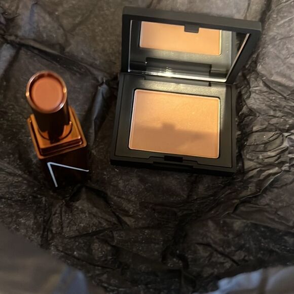 Nars laguna  - Picture 2 of 4